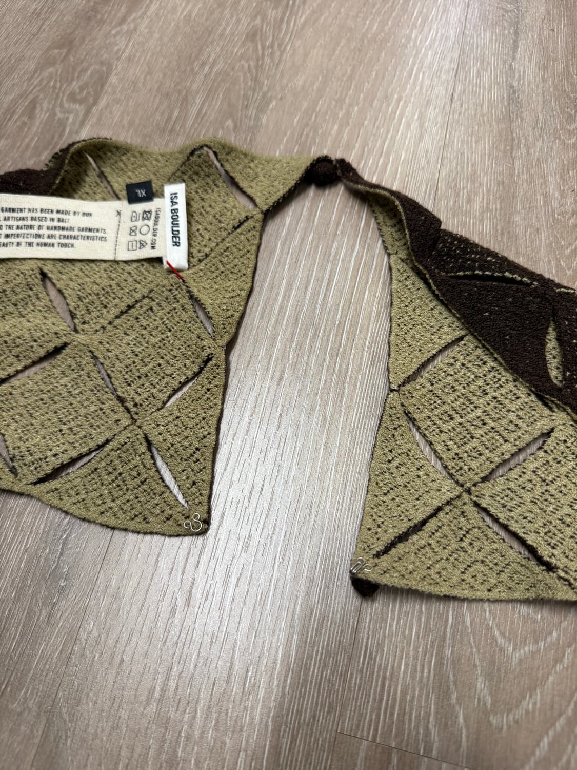 Isa boulder 이사 볼더 브라운 볼레로 상품이미지4