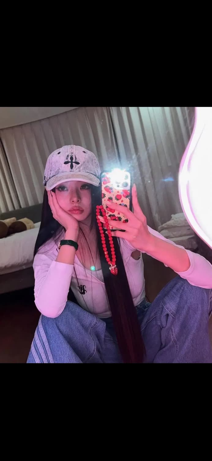 택o) 아디다스 데님 팬츠 IS5249 프리지아 착용 상품이미지9