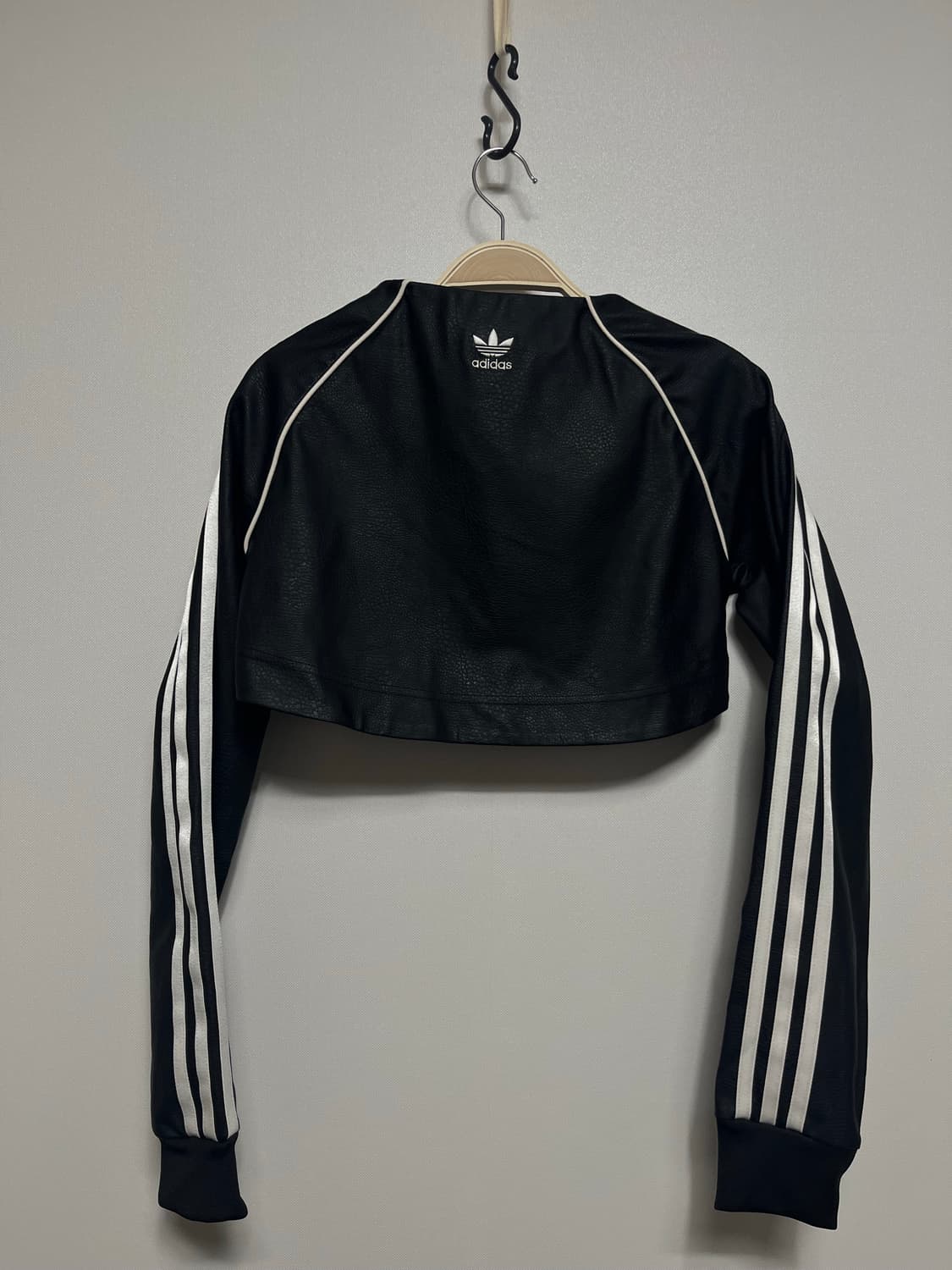 아디다스 가죽 크롭 트랙탑 uk4 상품이미지9