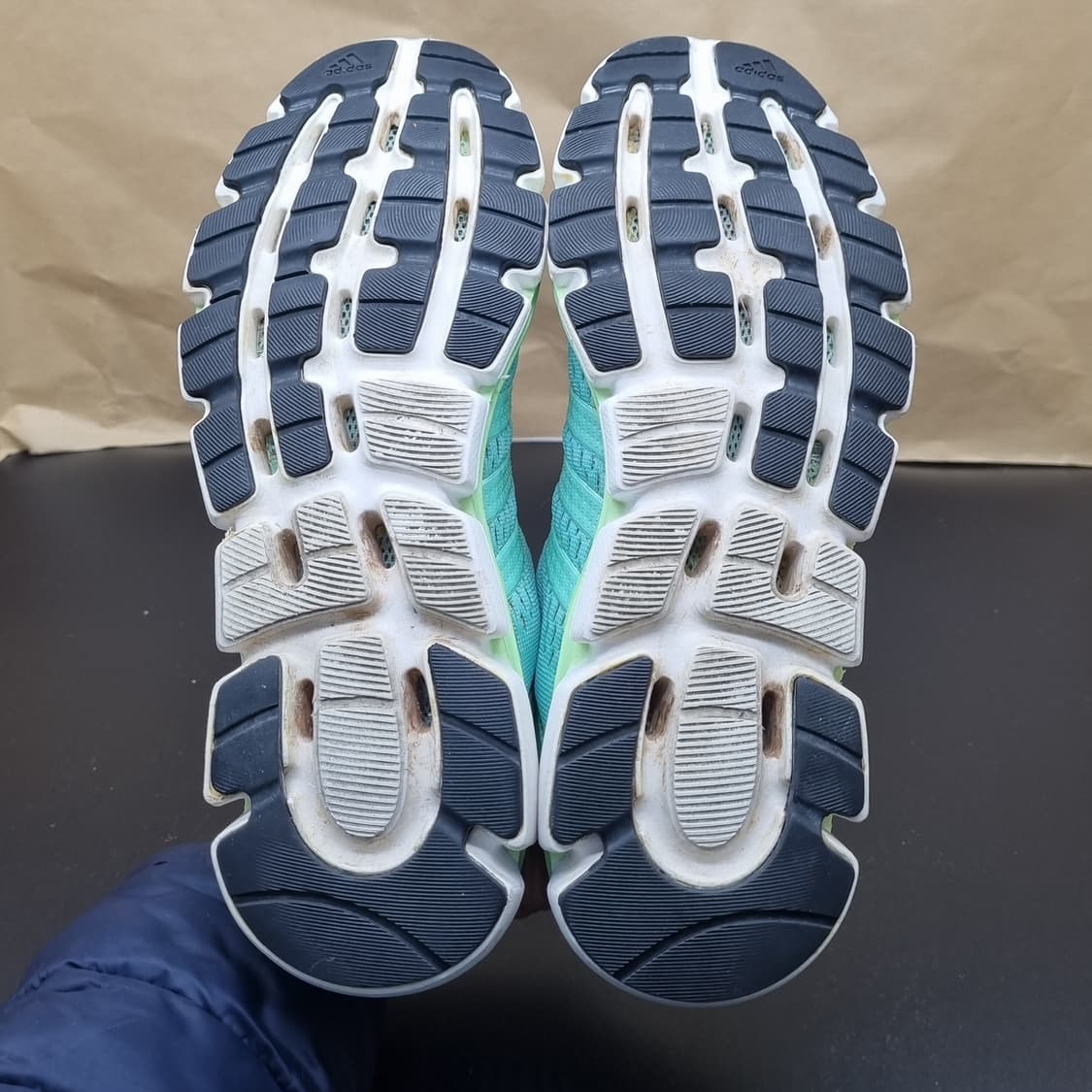 아디다스 클라이마칠 여성운동화240  상품이미지3