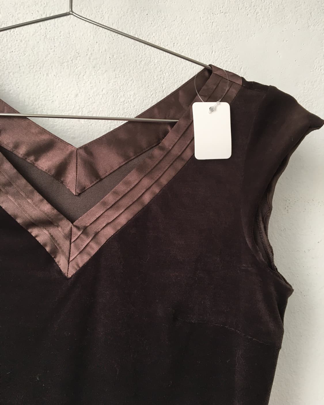 Line detail velvet top 상품이미지5