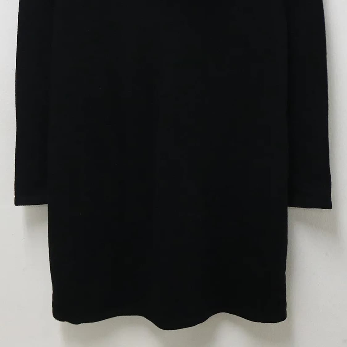 띠어리 캐시미어 울 혼방 떡볶이 버클 가디건 61522 상품이미지6