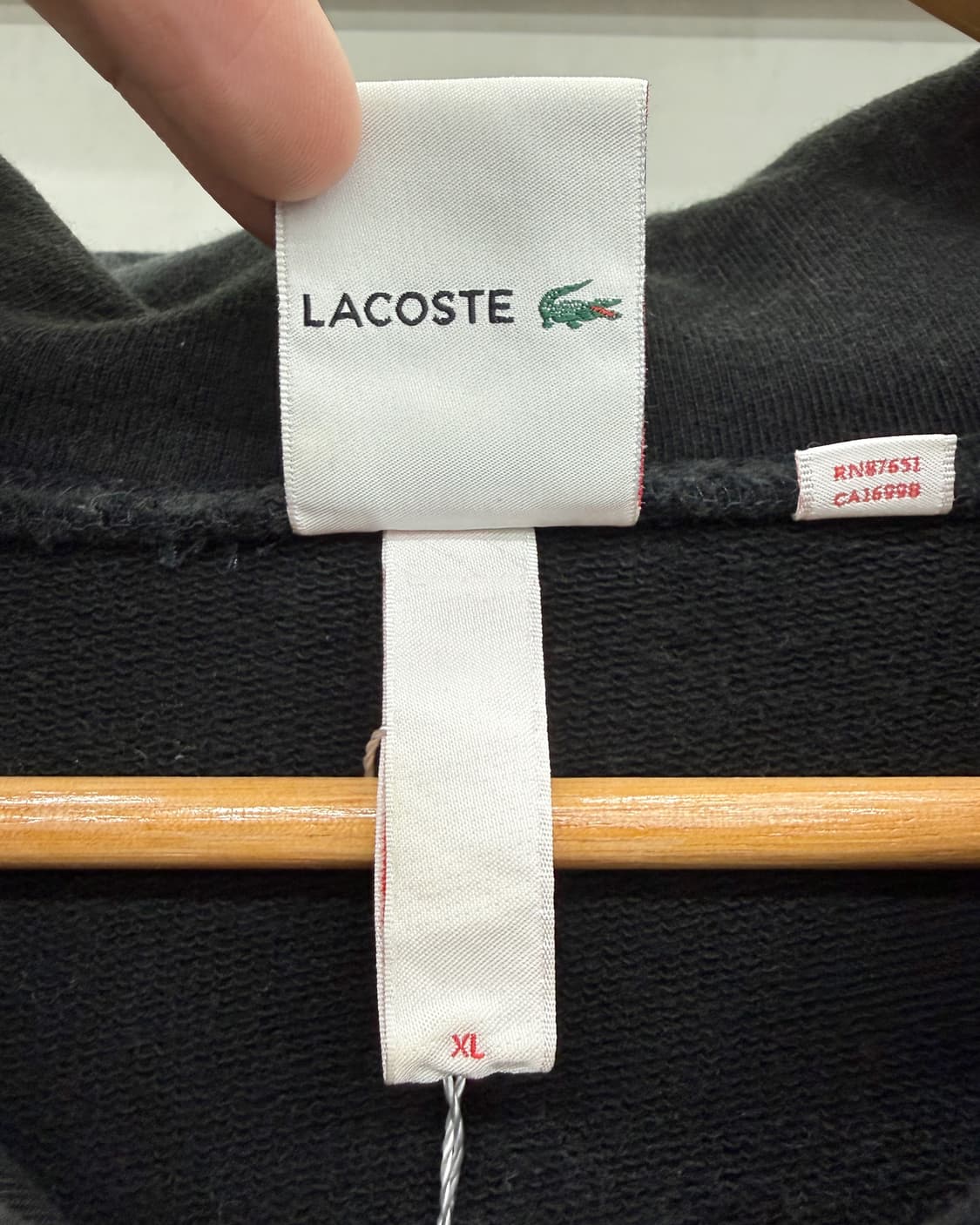 슈프림 x 라코스테 크레스트 로고 스웻 후디 블랙 상품이미지5