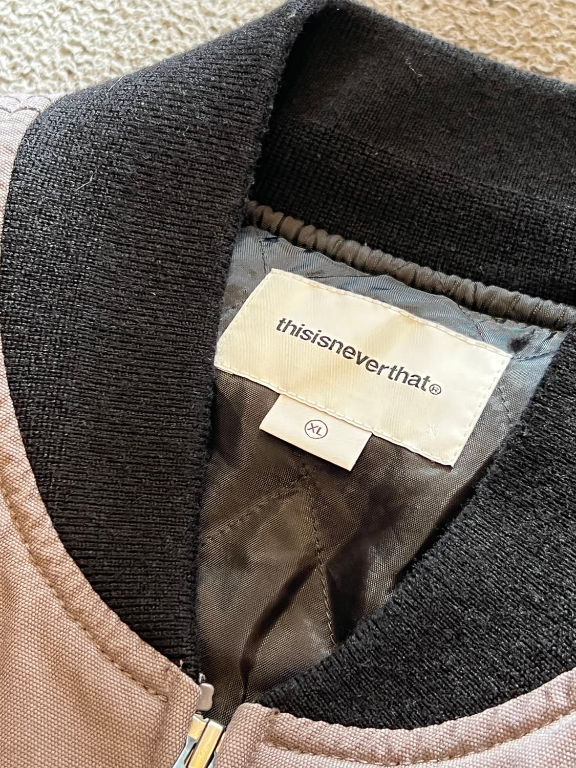 디스이즈네버댓 라인드 자켓 새상품급 처분  상품이미지3