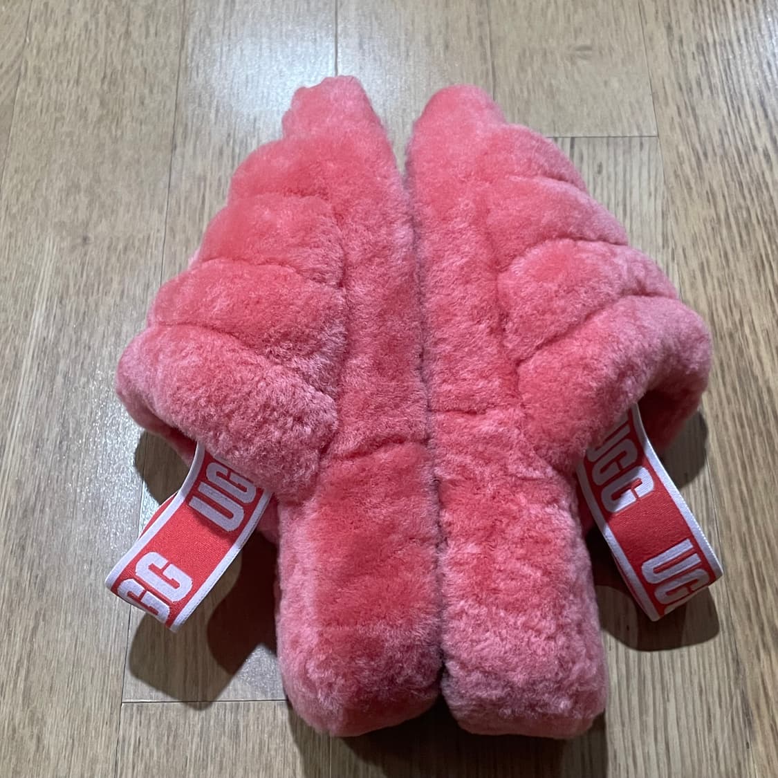 UGG 어그 양털 슬리퍼 220 상품이미지6