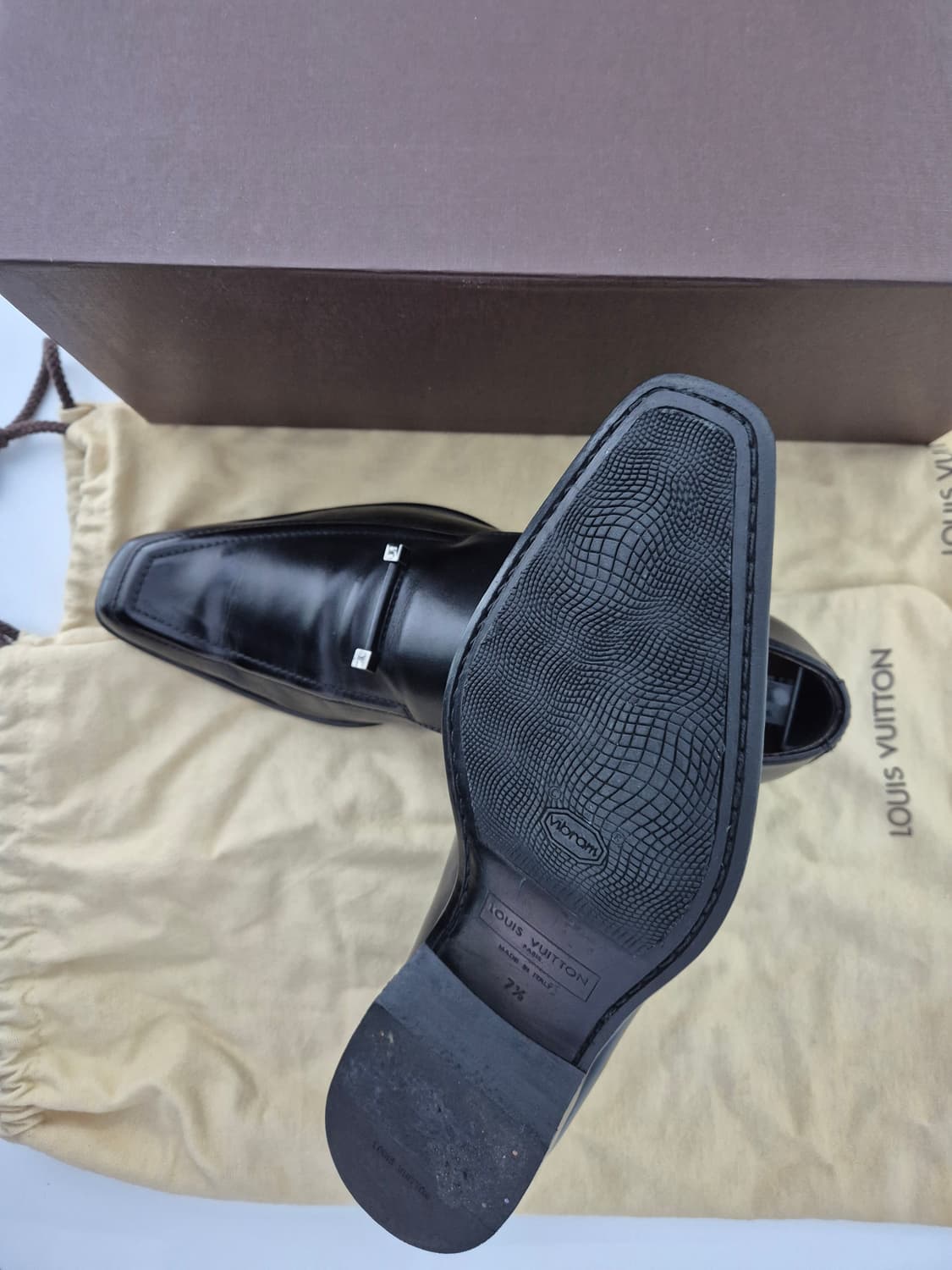 루이비통 로퍼 7.5/260~265 상품이미지3