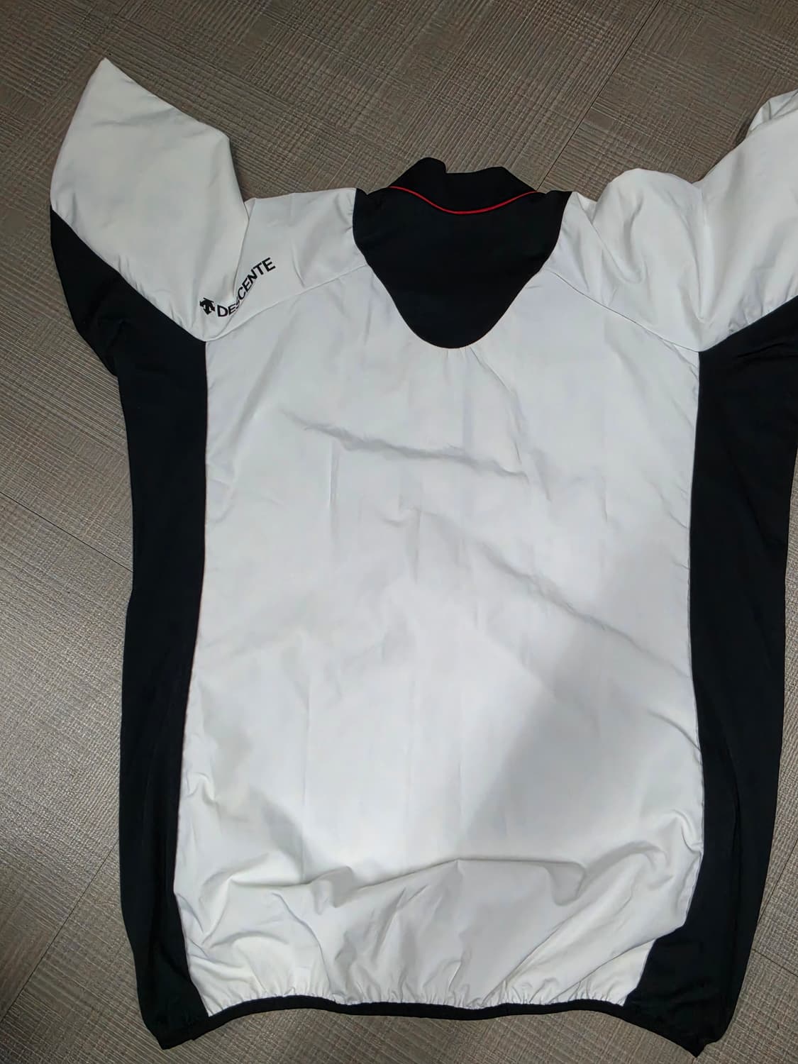 데상트 LG 트윈스 선수지급용 야구 바람막이 상품이미지7