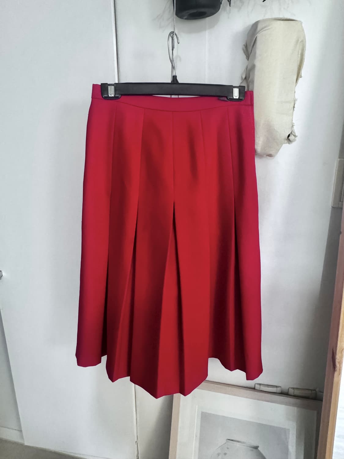레드 플리츠 스커트 상품이미지1