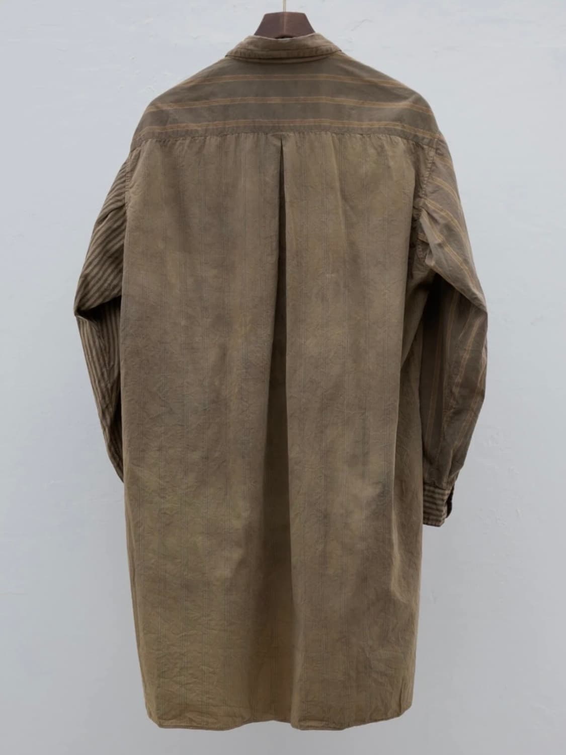 Klasica Garment Natural Dyed Shirt 상품이미지5