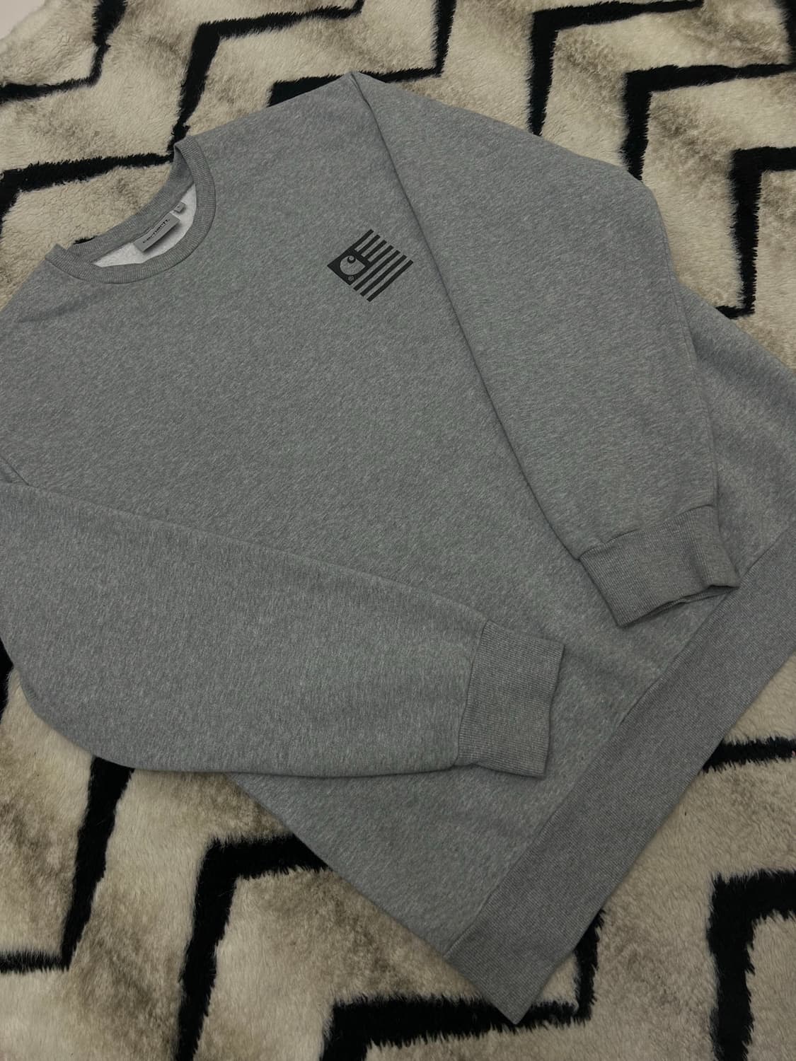 [L]칼하트Wip 인코그니토 오버핏 맨투맨/그레이/기모 상품이미지3