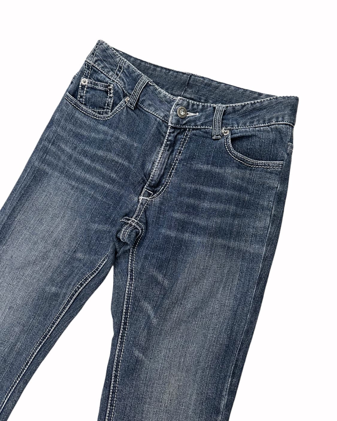 cubic button low-rise boots-cut jean 상품이미지3