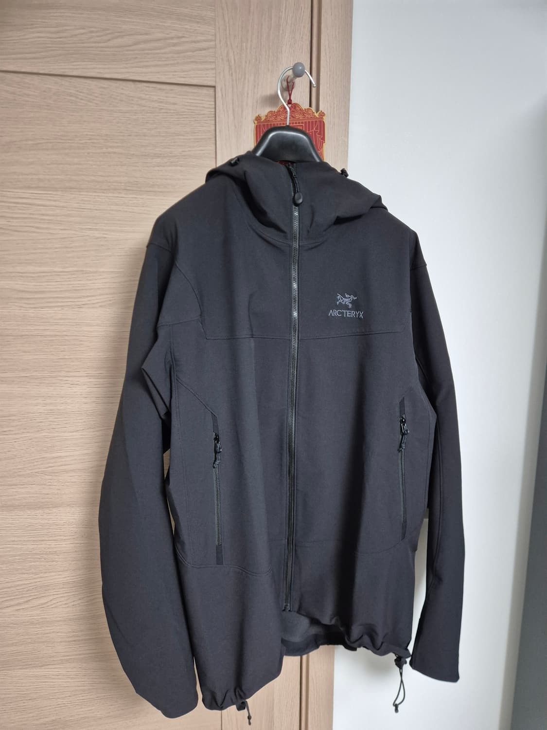 아크테릭스 감마 LT 후디 블랙 L 판매합니다. 상품이미지1