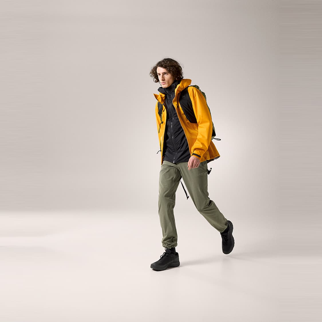 아크테릭스 아톰 후디 SL 블랙 상품이미지2