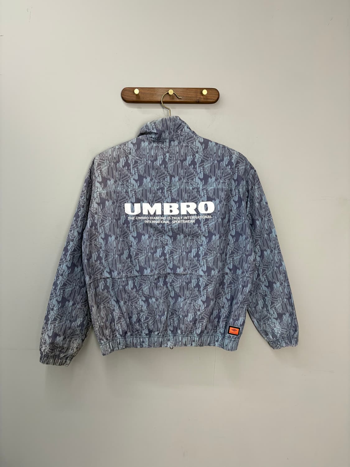 엄브로 스티릿 패턴 투웨이 올드스쿨 바람막이 자켓 A2795 상품이미지5