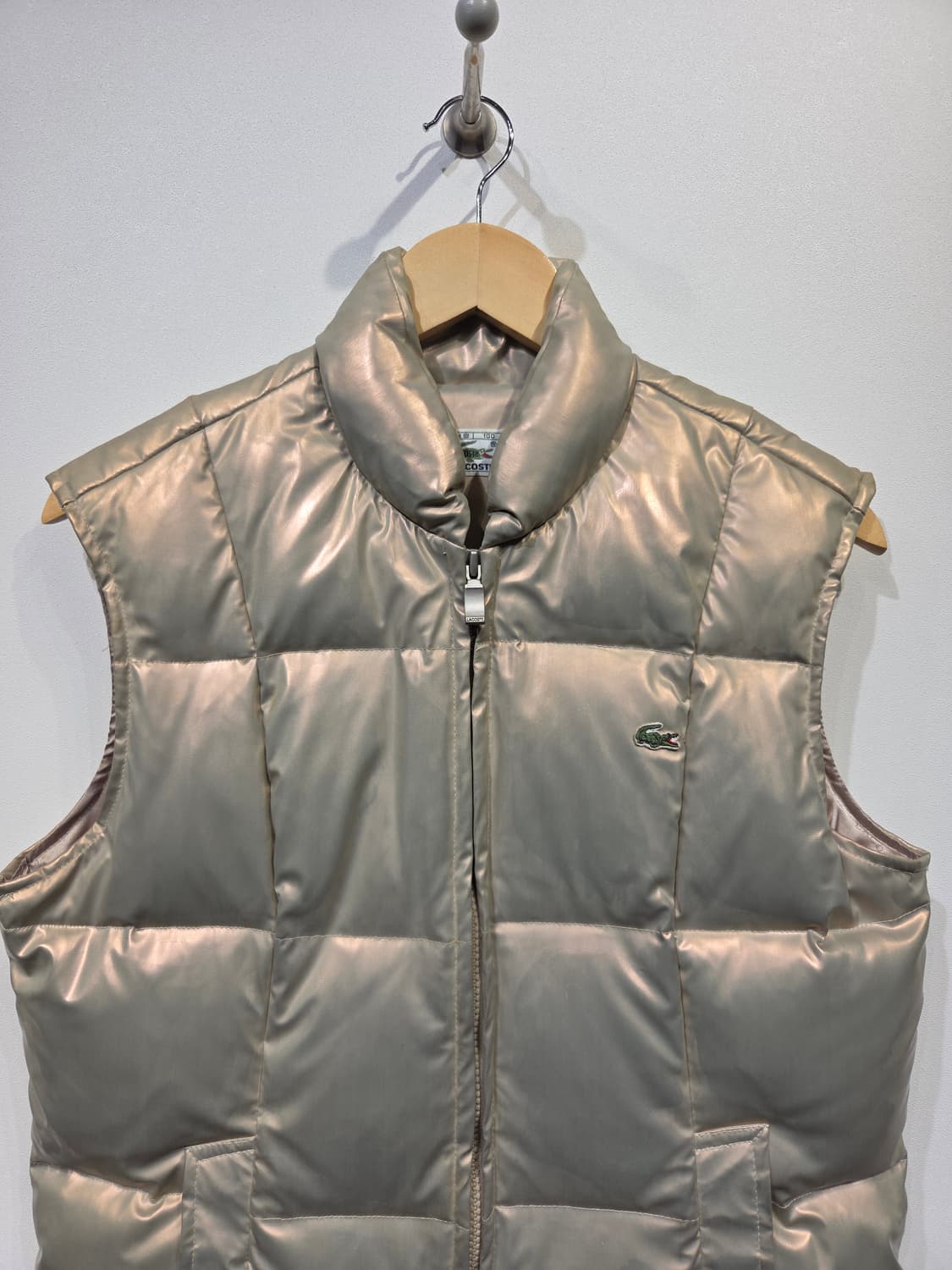 LACOSTE 라코스테 메탈릭 구스다운 패딩 조끼 상품이미지3