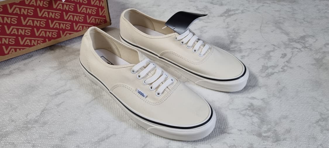 반스 어센틱 44 dx 애너하임 클래식 화이트 300 상품이미지2