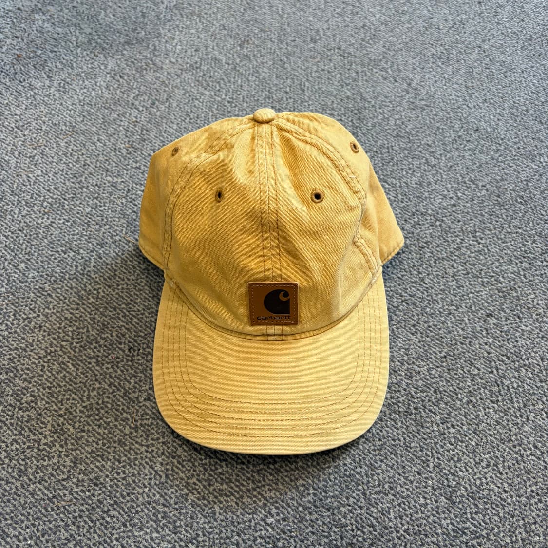 251. 칼하트 볼캡 상품이미지1