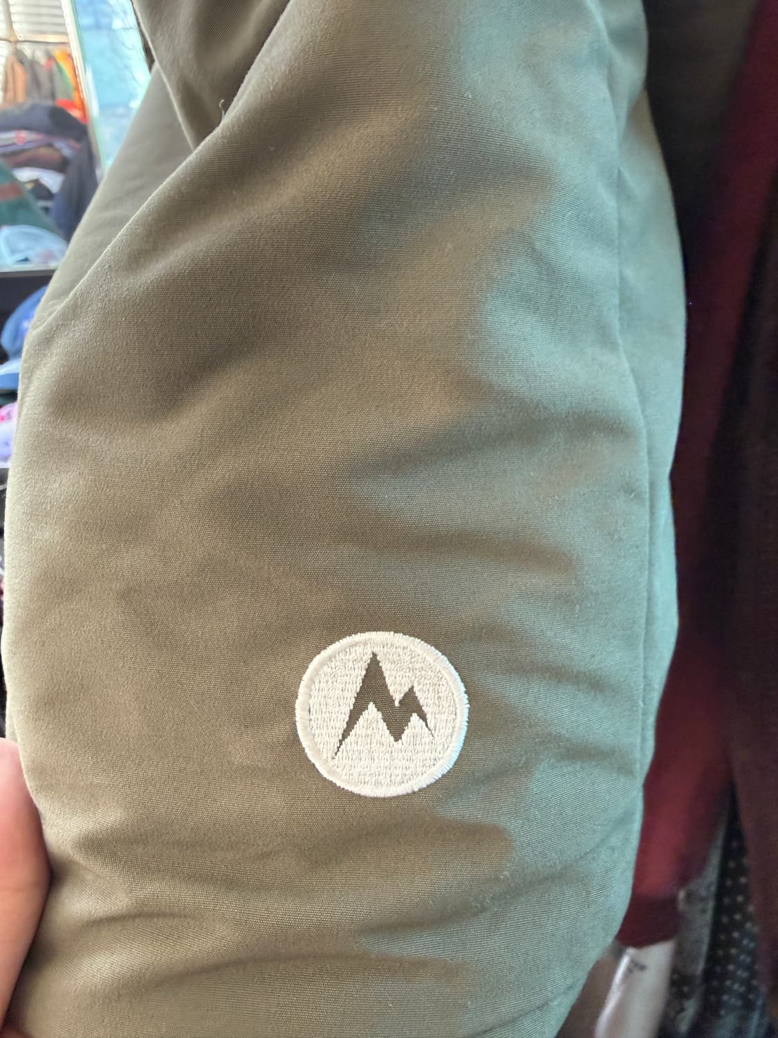 유니폼 브리지 x 마모트 레벨7 파카 110 투웨이 상품이미지3