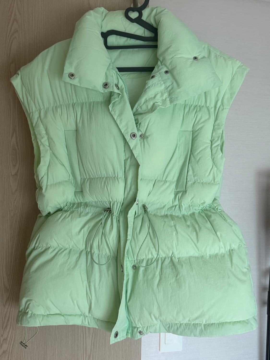 민트색 패딩 조끼 상품이미지1