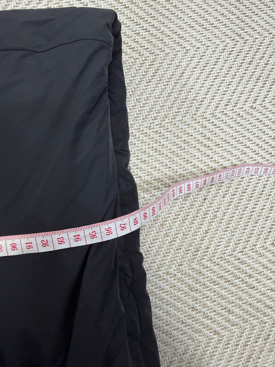 정품) 네파 남성 블랙 오버사이즈 구스패딩 XL 상품이미지10