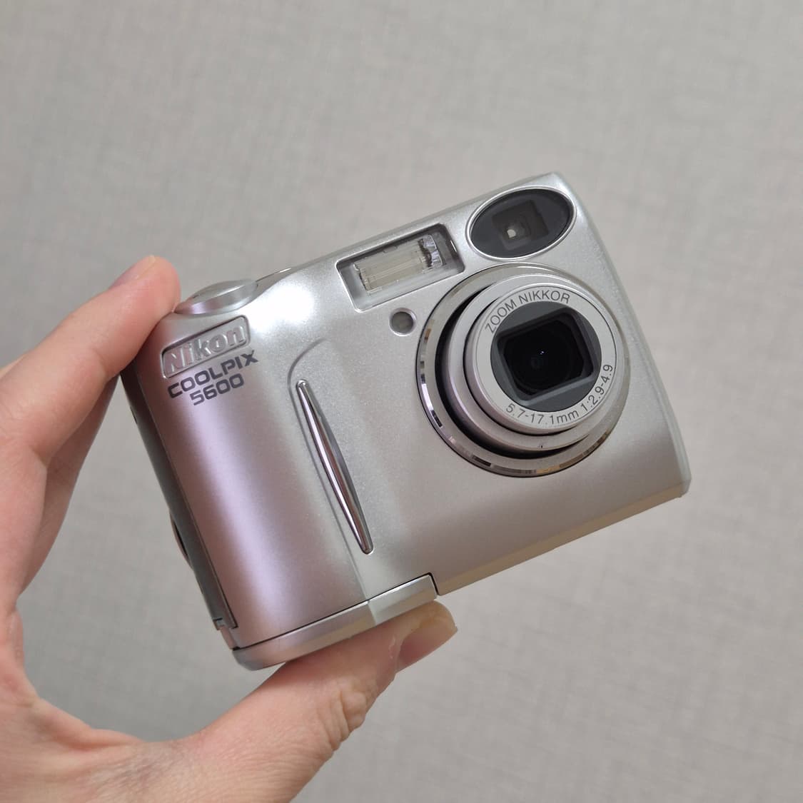미품🌟 니콘 쿨픽스 5600 🍒 상큼한 감성샷 미니디카✨ 상품이미지10