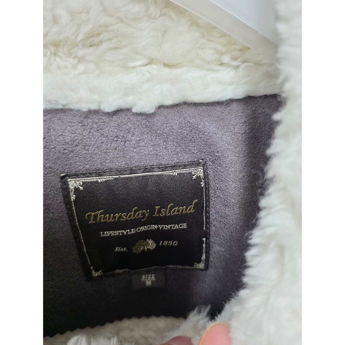 택포) 19s 써스데이 아일랜드 무스탕 M 상품이미지2