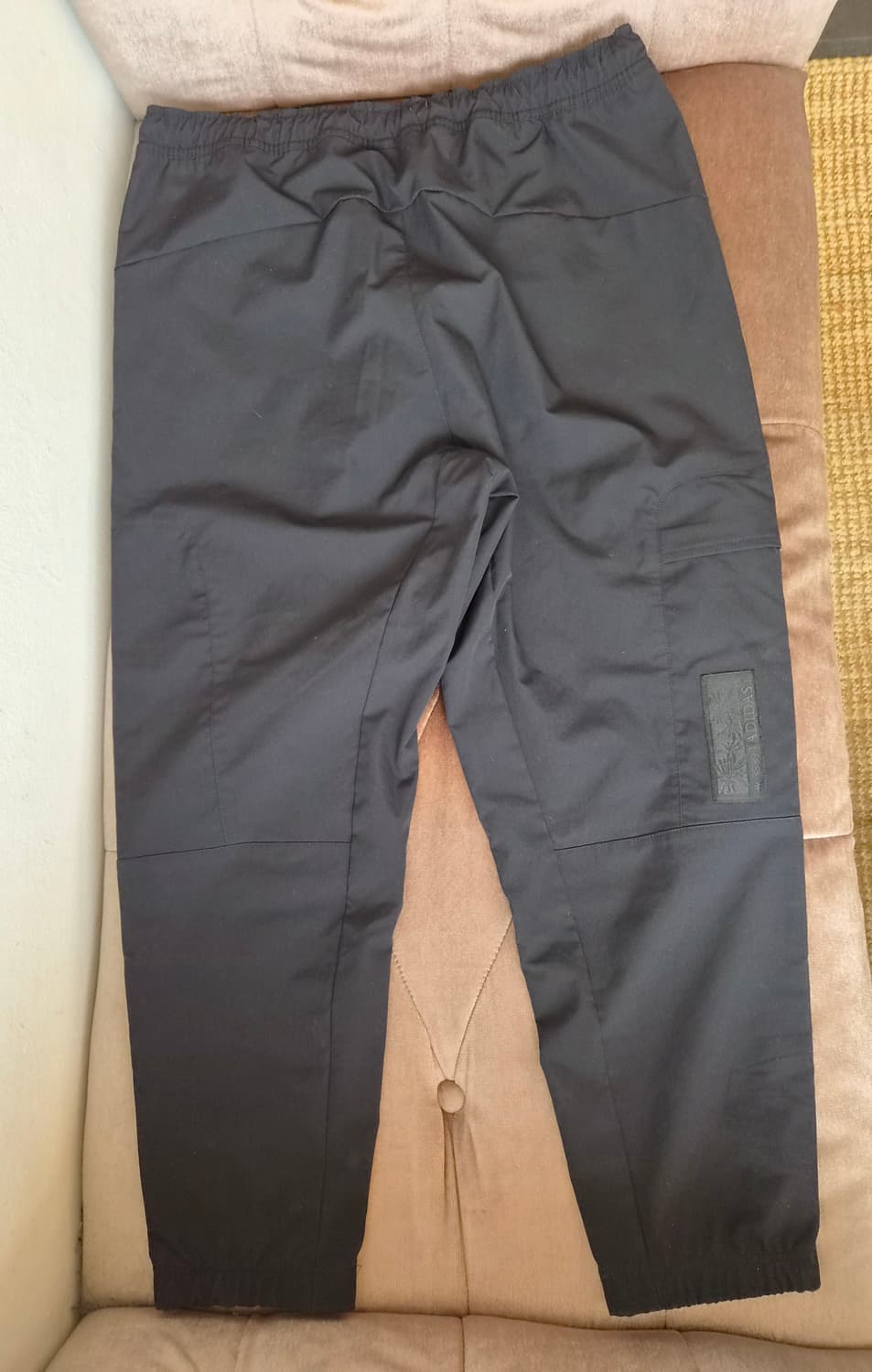 아디다스 남성  블랙 밴딩트랙팬츠
 상품이미지9