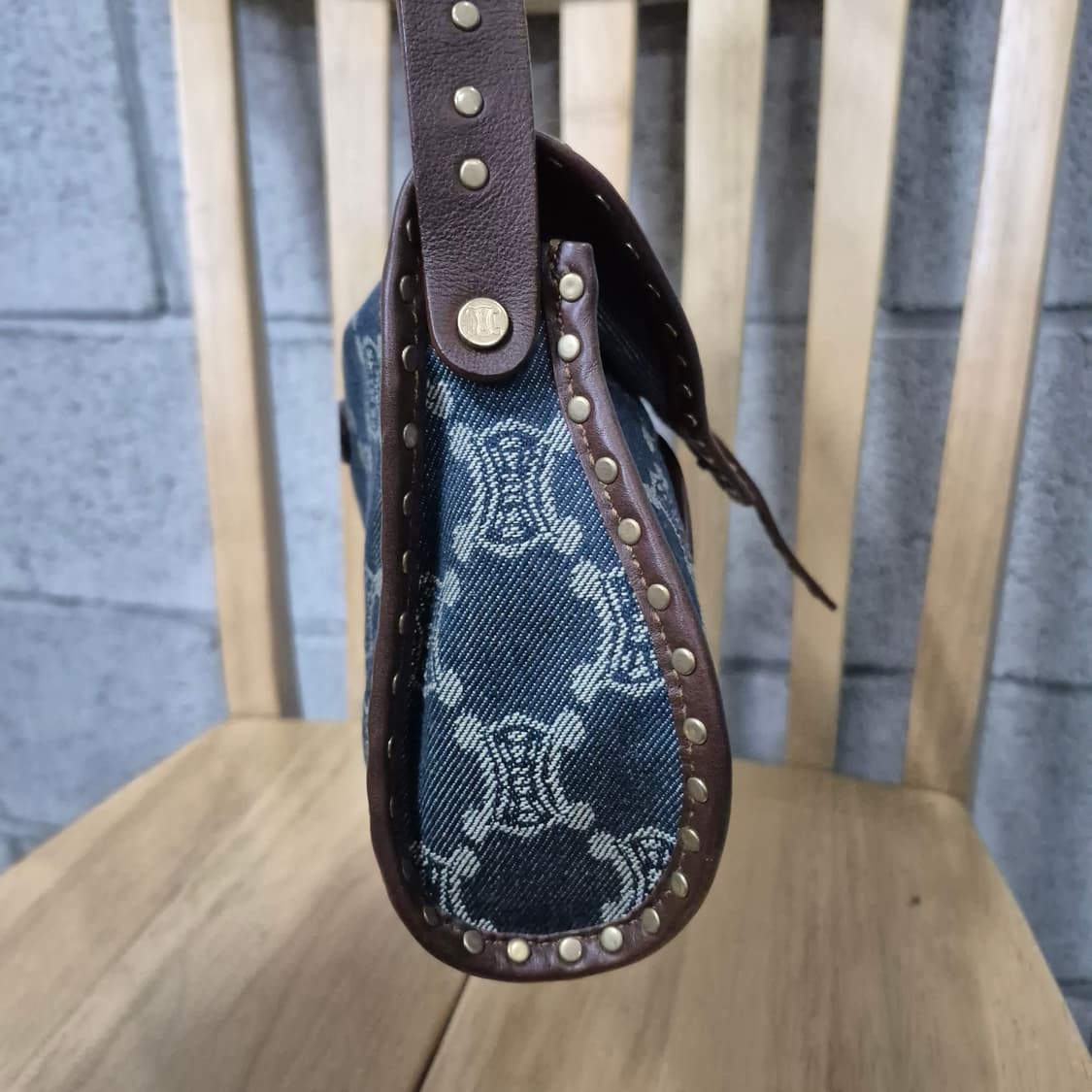 셀린느 트리오페 마카담 데님 숄더백 상품이미지6