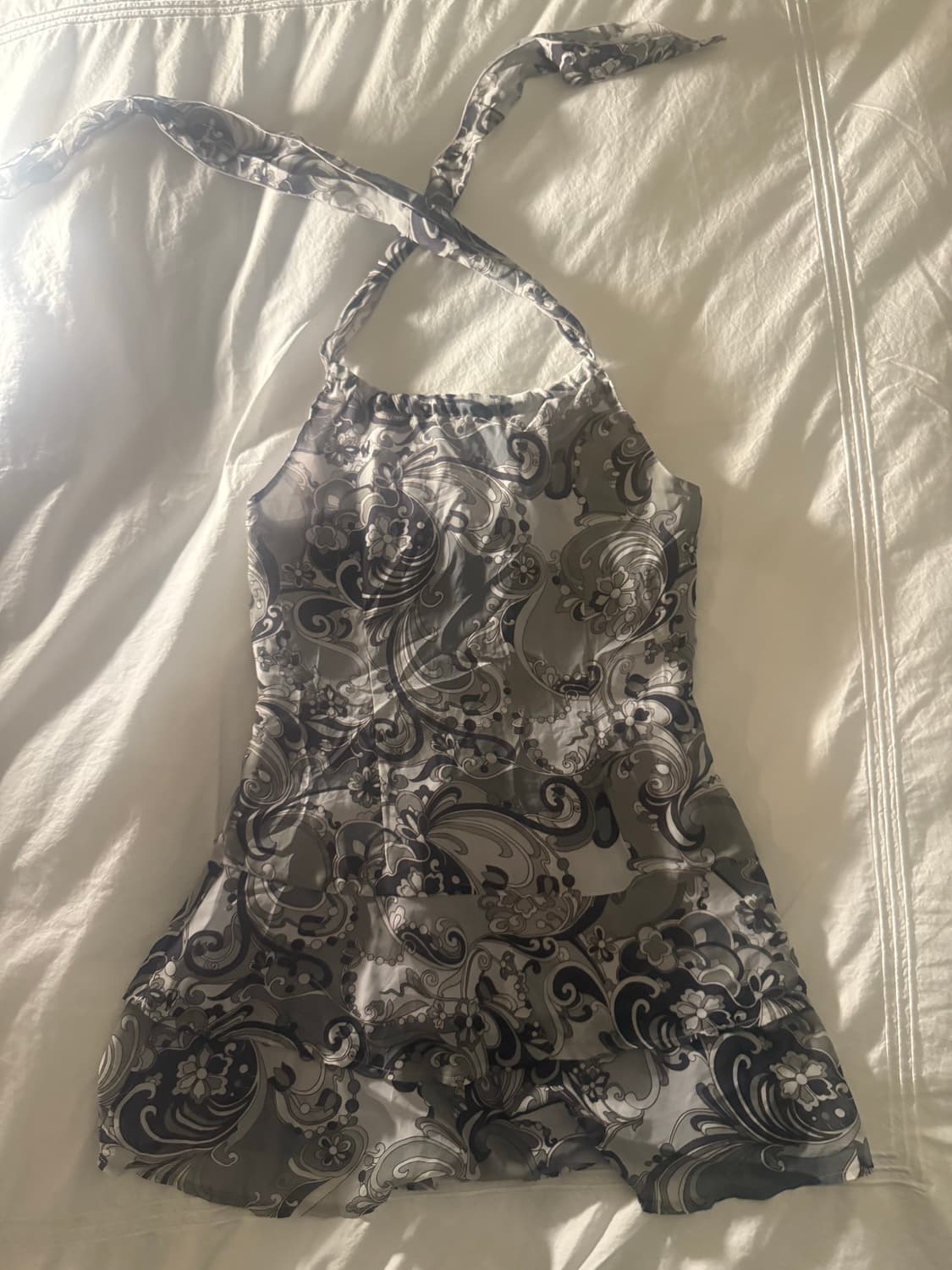 Y2K 그래픽 홀터넥 원피스 상품이미지2