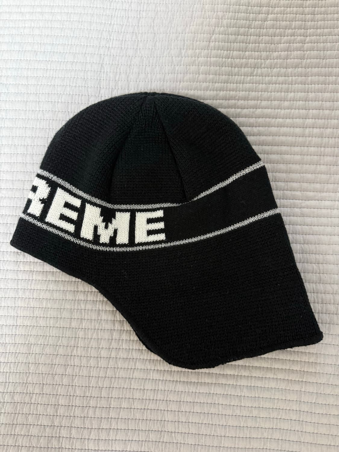 [OS] 슈프림 이어플랩 비니 블랙 23FW 상품이미지2