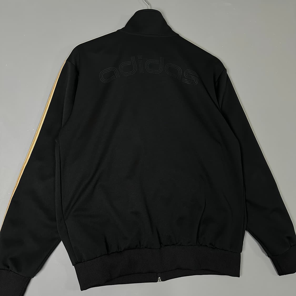 아디다스 로고 트랙탑 져지 검골 블랙 골드 100 [111705] 상품이미지8