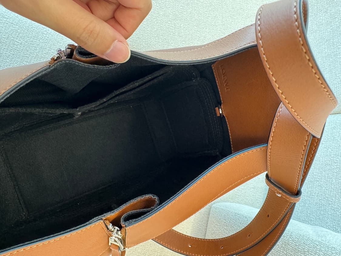 로에베 해먹백 스몰 탄  상품이미지4
