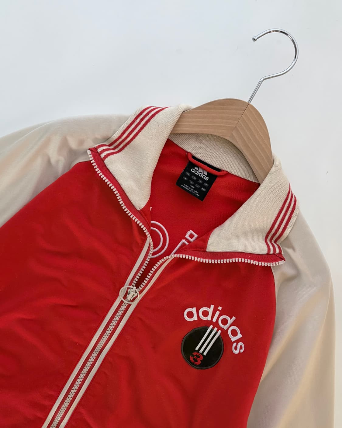 Adidas 아디다스 3넘버링 베이지레드 트랙탑 상품이미지4