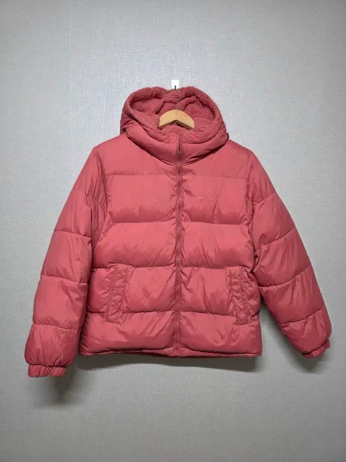 몽벨 핑크색 후드 양면 패딩 점퍼 사이즈 100 여자용 상품이미지1
