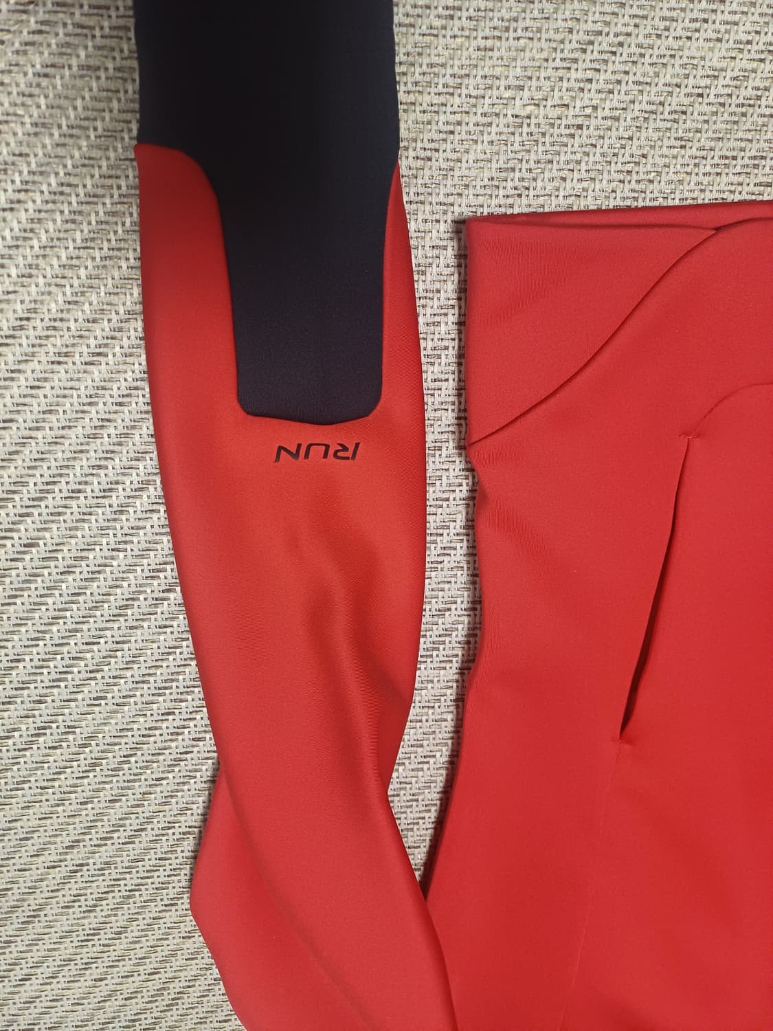 [정품] 데상트 여성용 윈터 러닝 기모 자켓 (90/M) - 상태 최상 상품이미지6