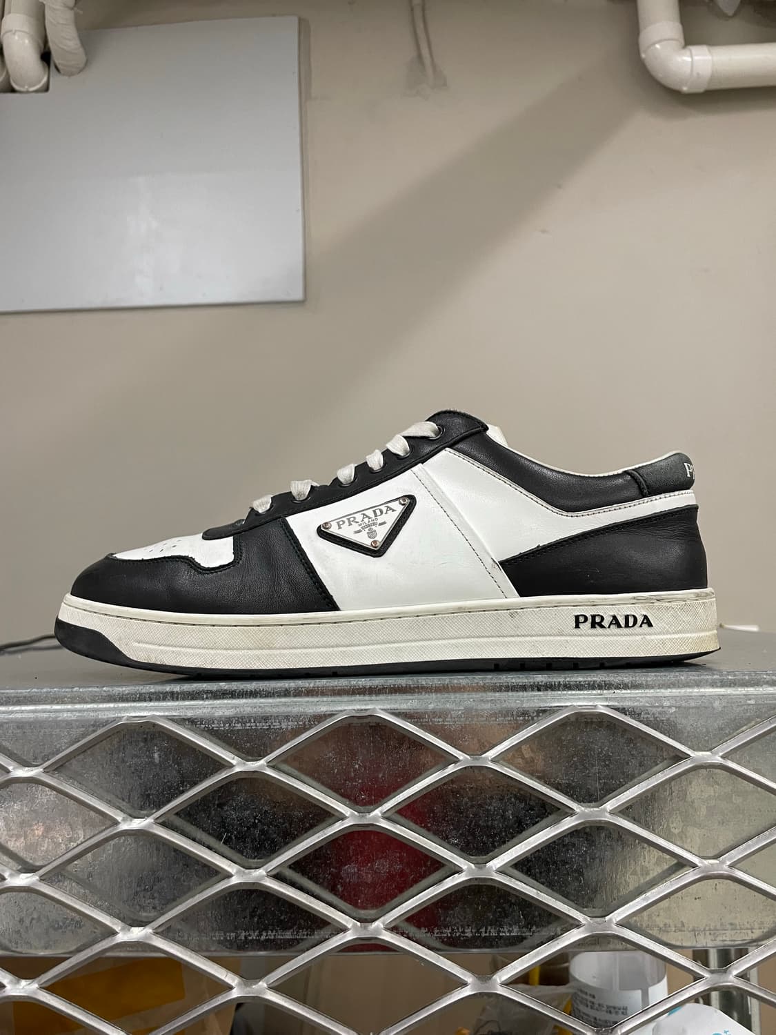 프라다 다운타운 스니커즈 화이트 8(gr-4726) 상품이미지1