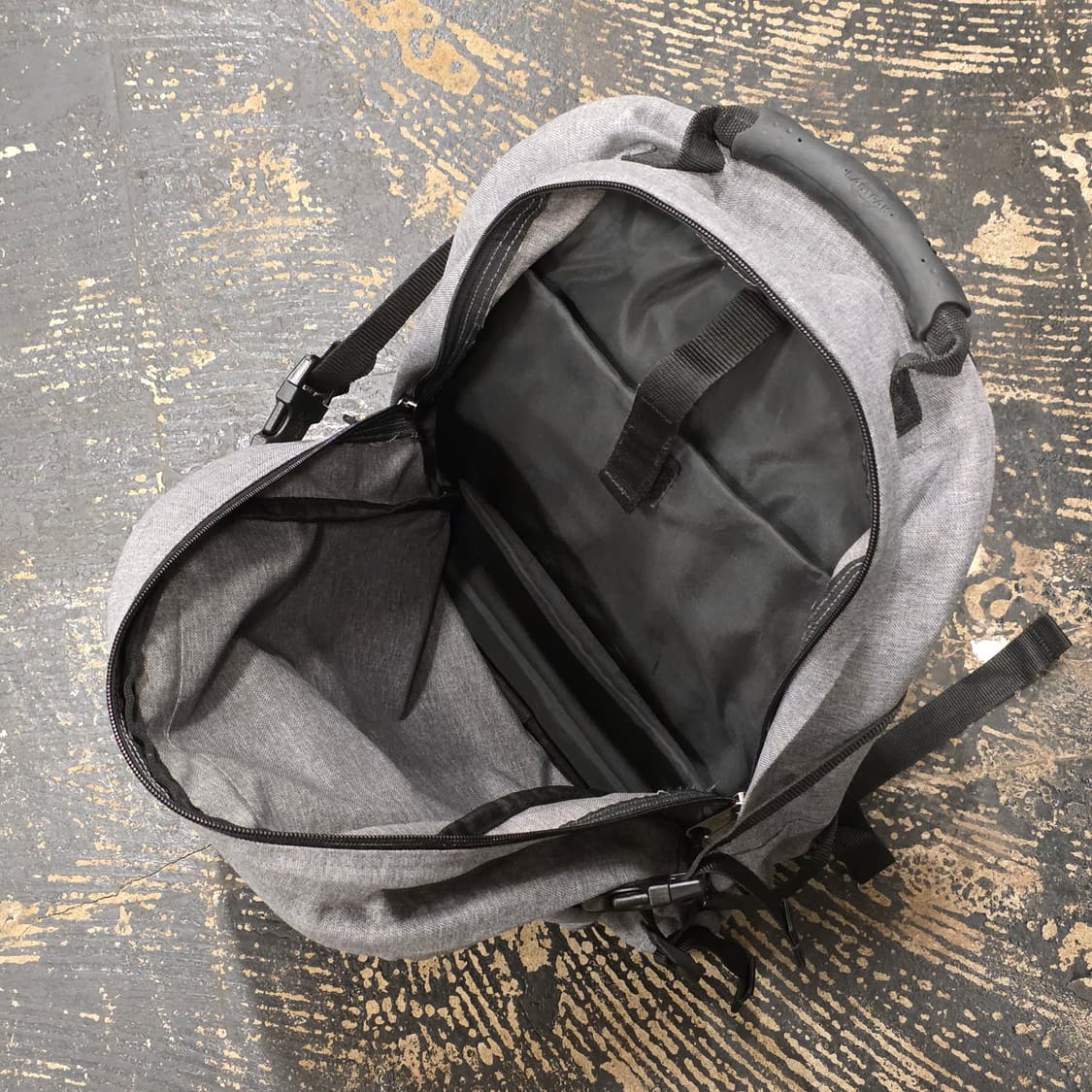 이스트팩 백팩  상품이미지9