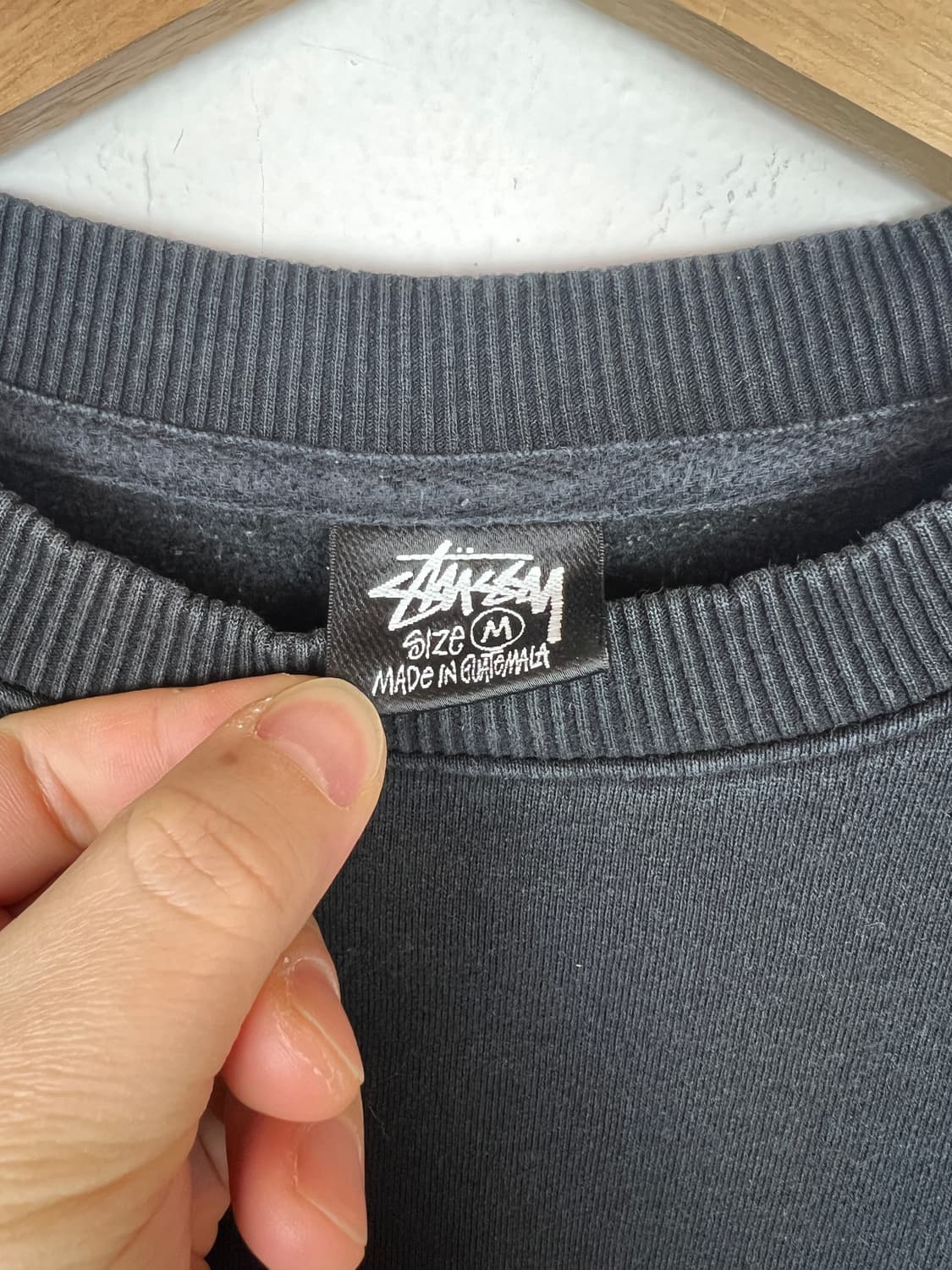 스투시 블랙 로고프린팅 맨투맨 M 상품이미지4