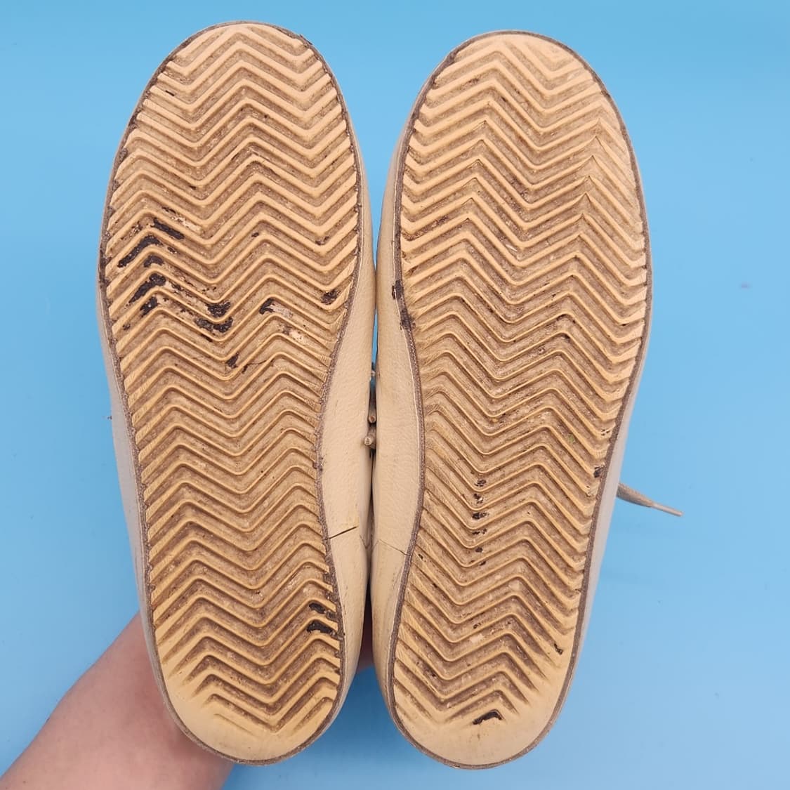 o 정품골든구스 레드탭여성스니커즈 35 상품이미지4