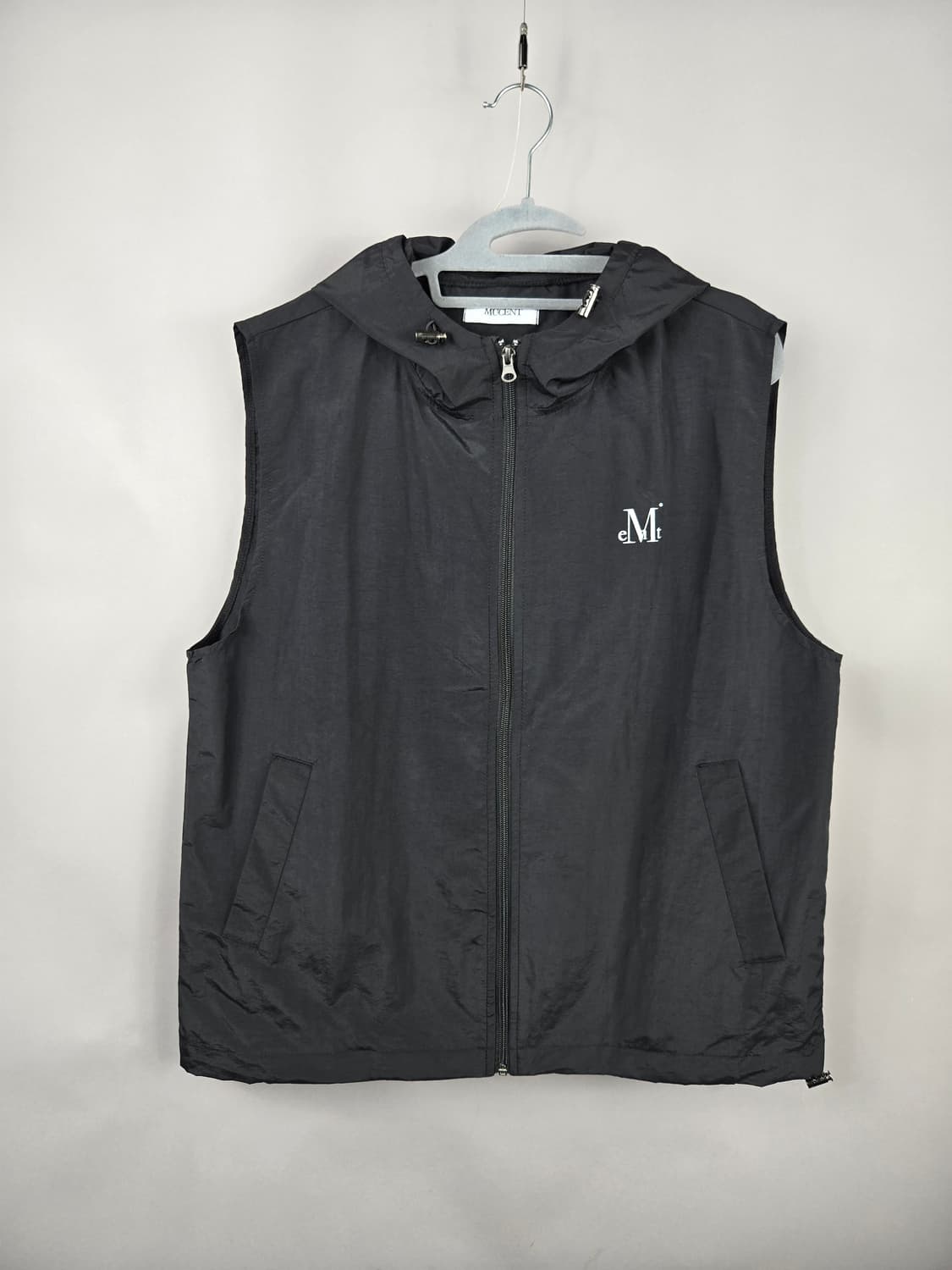 [무료배송]무센트 F 공용 테크 나일론 후드 베스트 아노락 조끼 상품이미지3