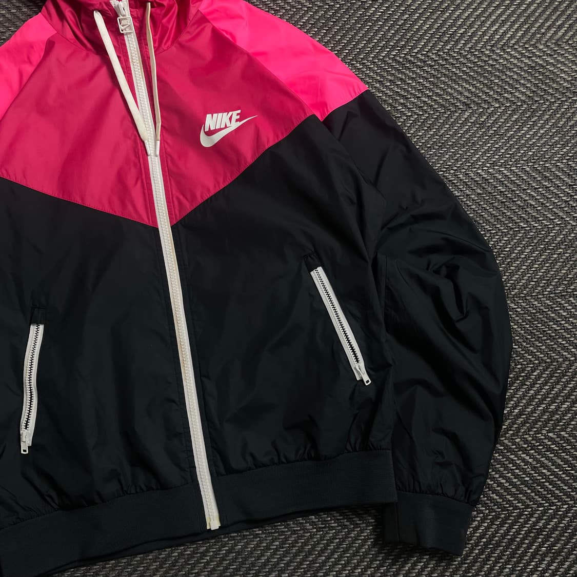 나이키 우먼스 윈드러너 러닝 바람막이o 4645 상품이미지3
