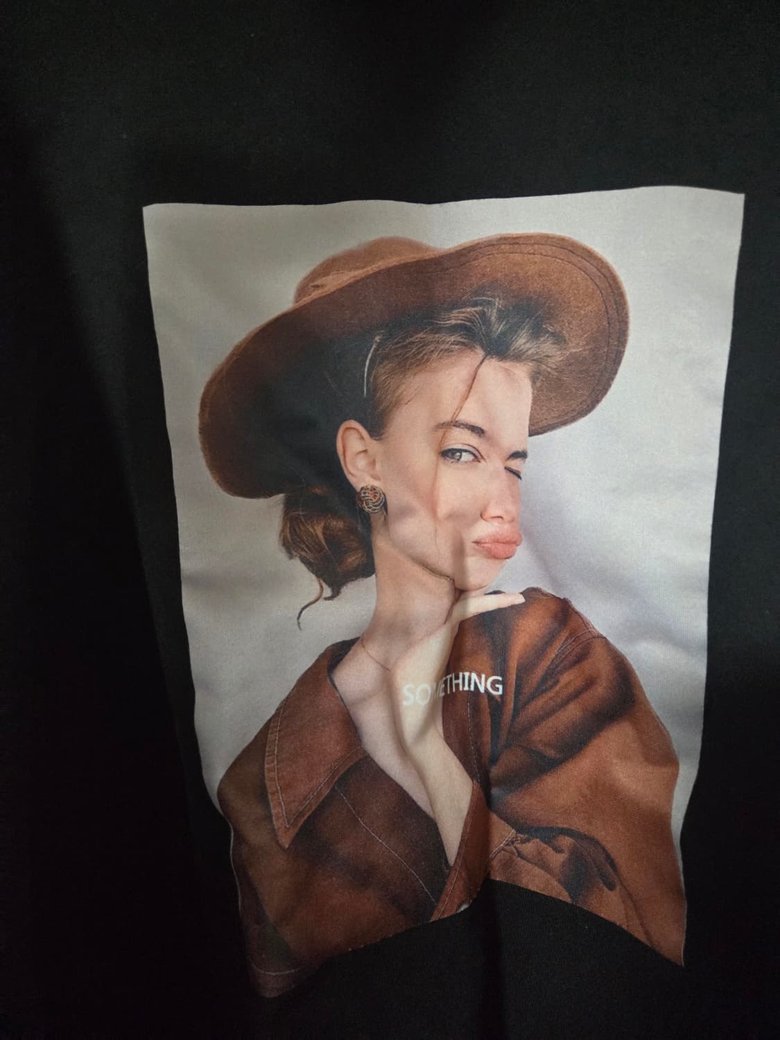 검정 프린팅 후드티 상품이미지2