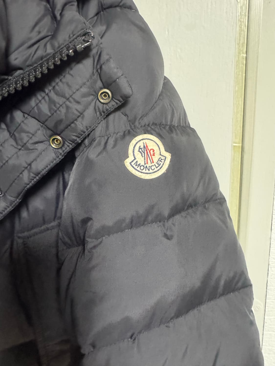 몽클레어 클루니 네이비 패딩 상품이미지3