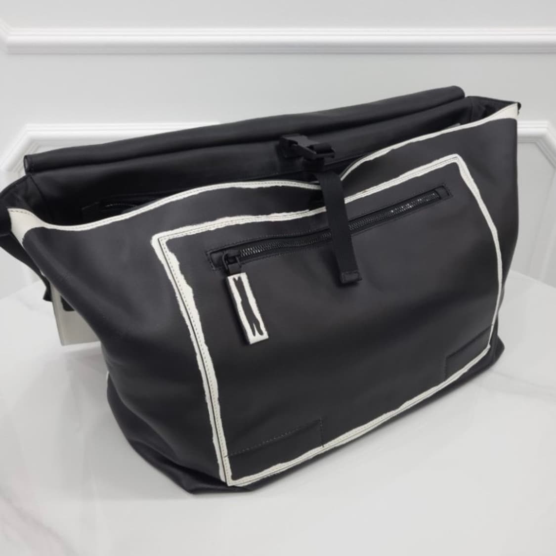 프라다 투톤 레더 크로스백 상품이미지6