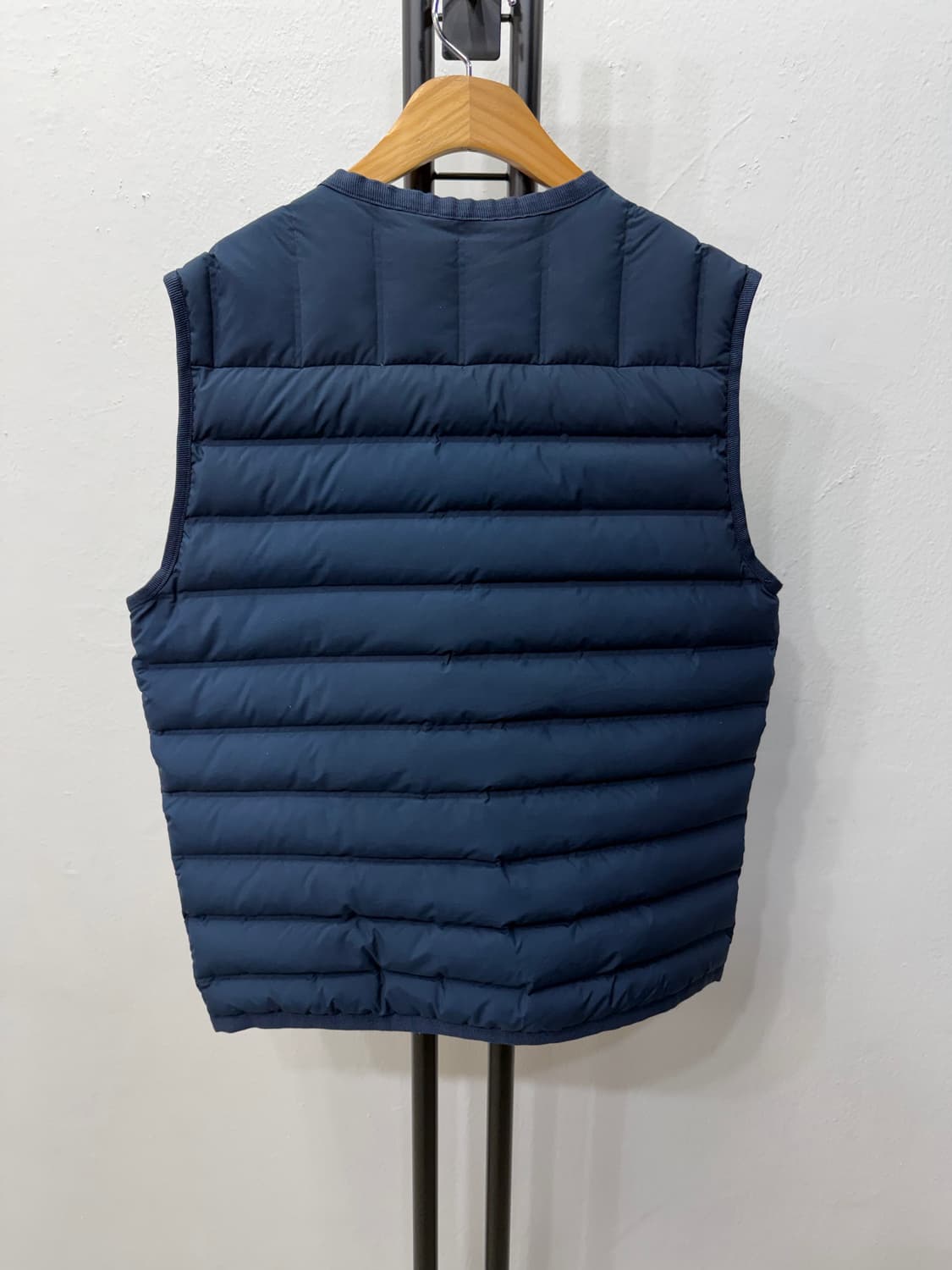 정품) 빈폴 남성 네이비 패딩 조끼 95 상품이미지5