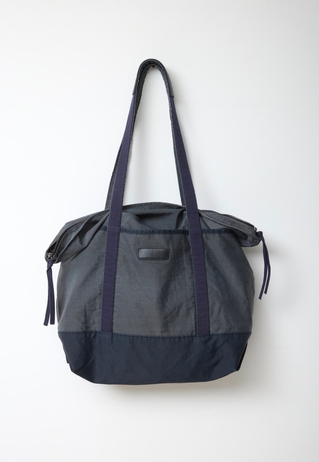 해칭룸  VTG Nylon Tote Navy (2nd Restock) 상품이미지1