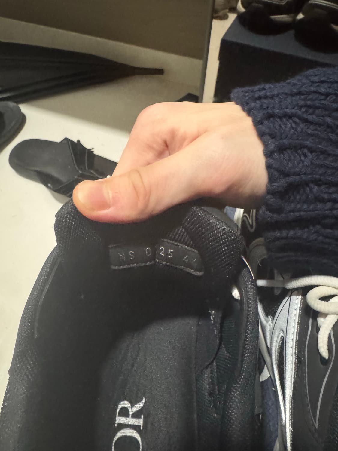 디올b30 매쉬스니커즈 44사이즈 상품이미지5