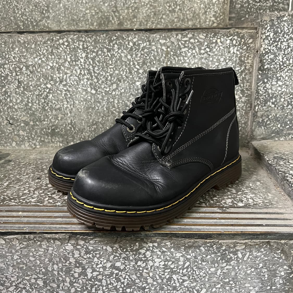 닥터마틴 레이스업 부츠 상품이미지1