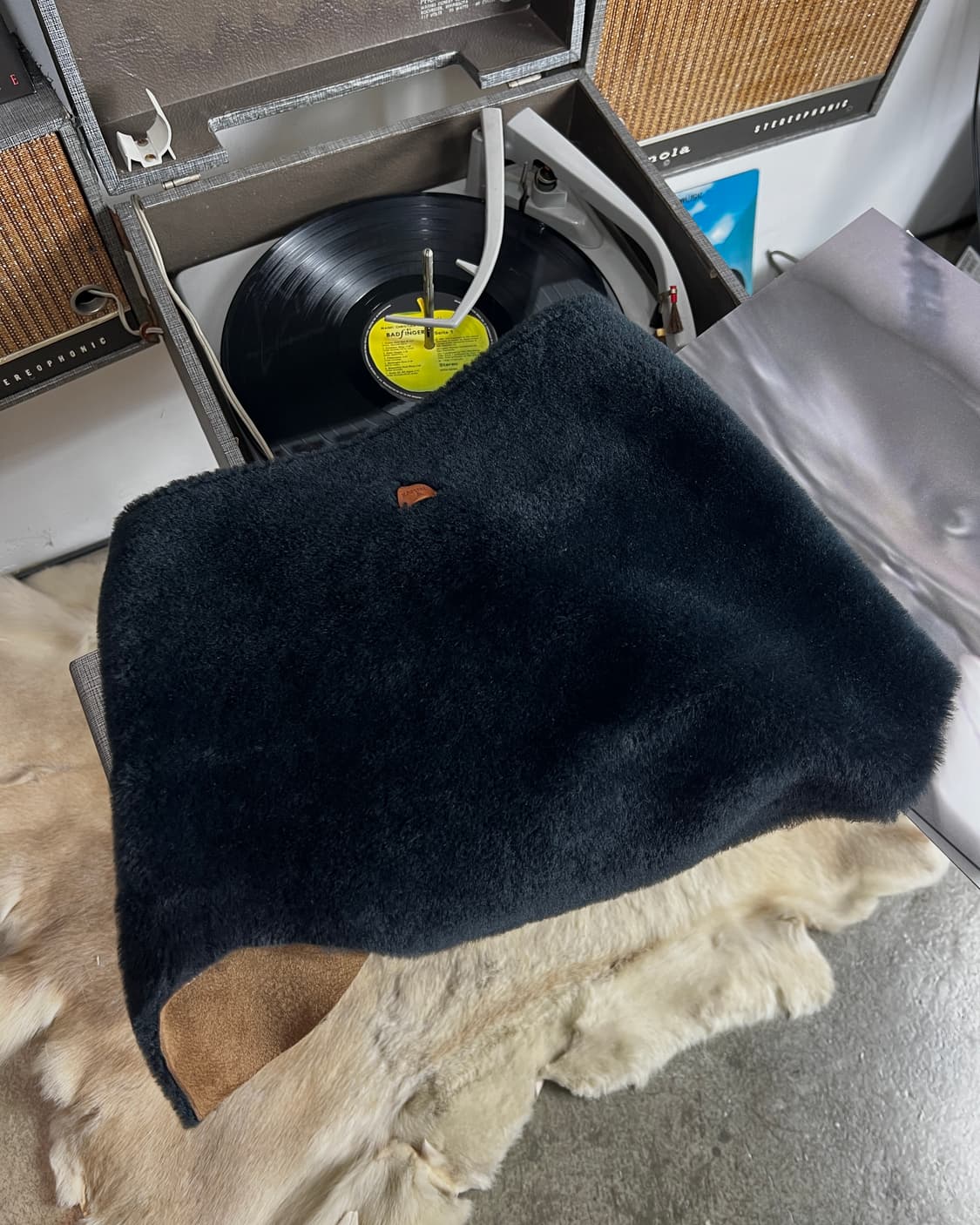 캐피탈 리버시블 무톤 넥 스누드 상품이미지9