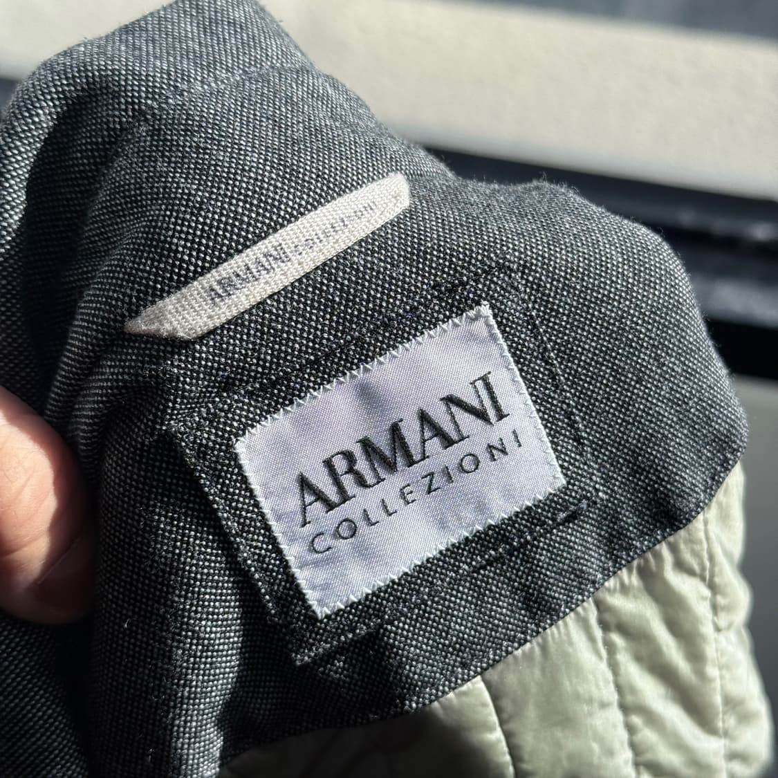 Armani Collezioni 패디드 라운드 카라 블레이저 상품이미지7